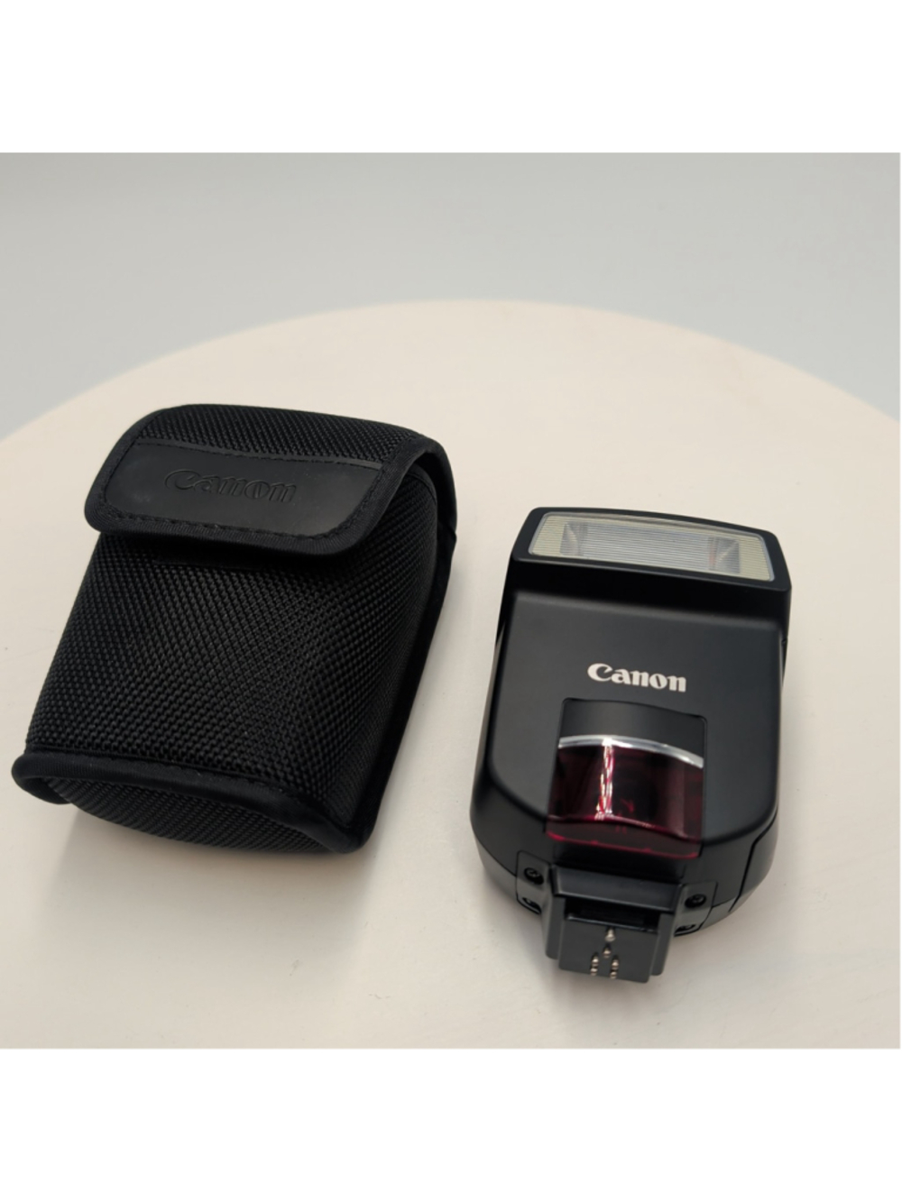 Canon Speedlite 220EX Shoe Mount External Flash w/ Soft Case battery Tested